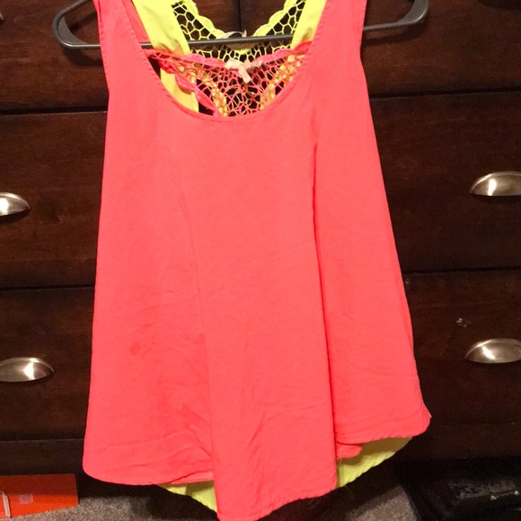 Tank top - Picture 3 of 3